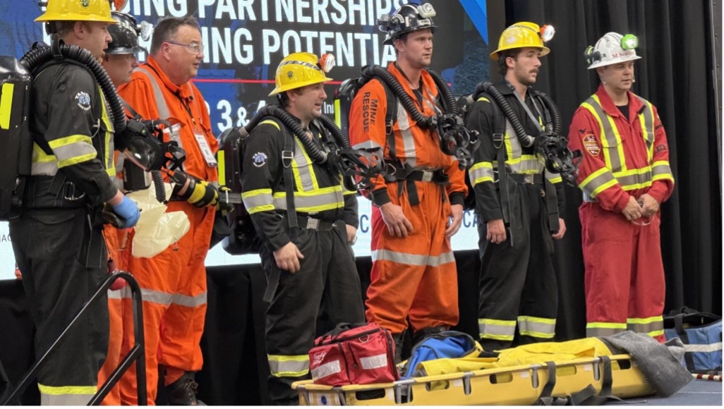 1763453701129695.jpg 2ͼƬ 1.jpg